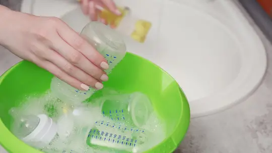 Can i use dawn dish soap to wash baby bottles